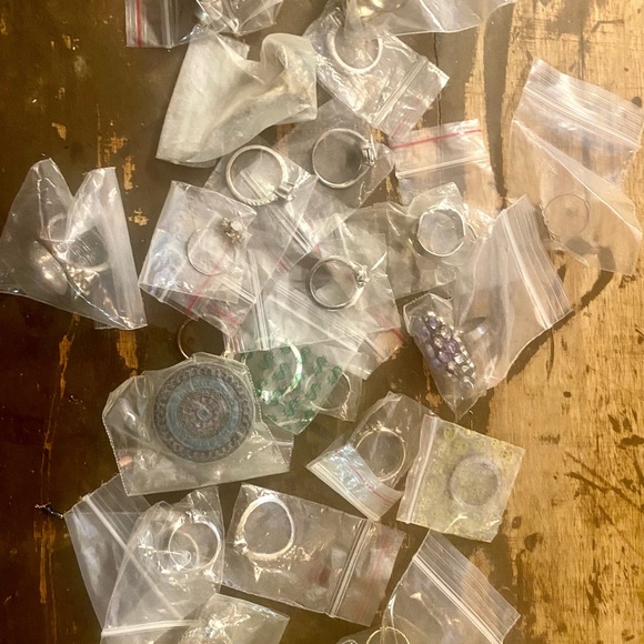 JUST WOW! Mother load of antique,Vintage,Costume +Retro Jewelry! - Picture 9 of 17